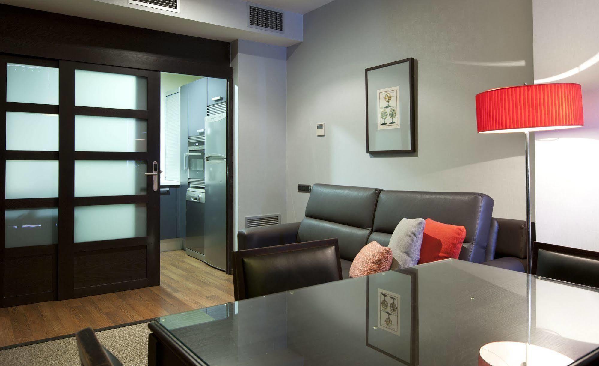 Suites Center Barcelona Eksteriør bilde