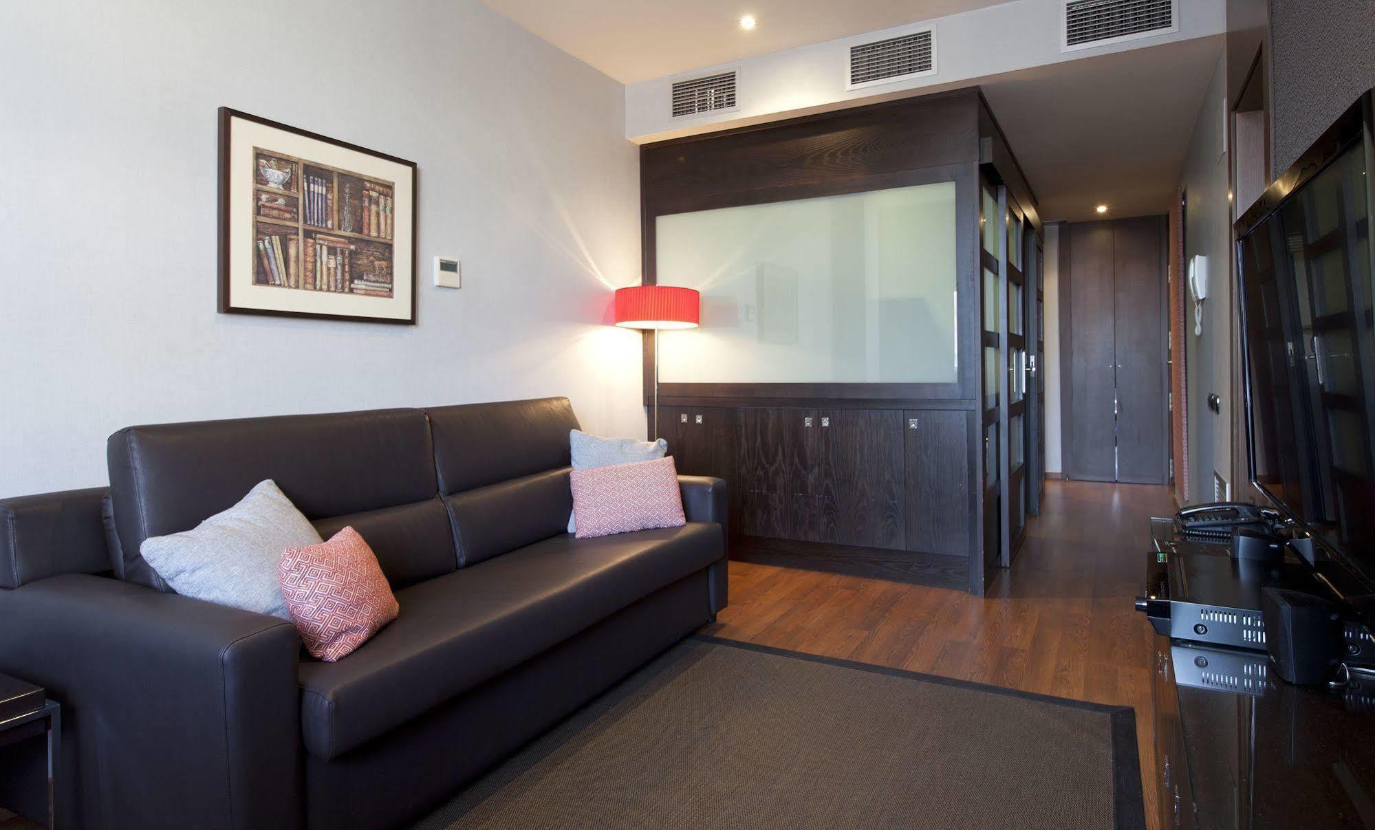 Suites Center Barcelona Eksteriør bilde